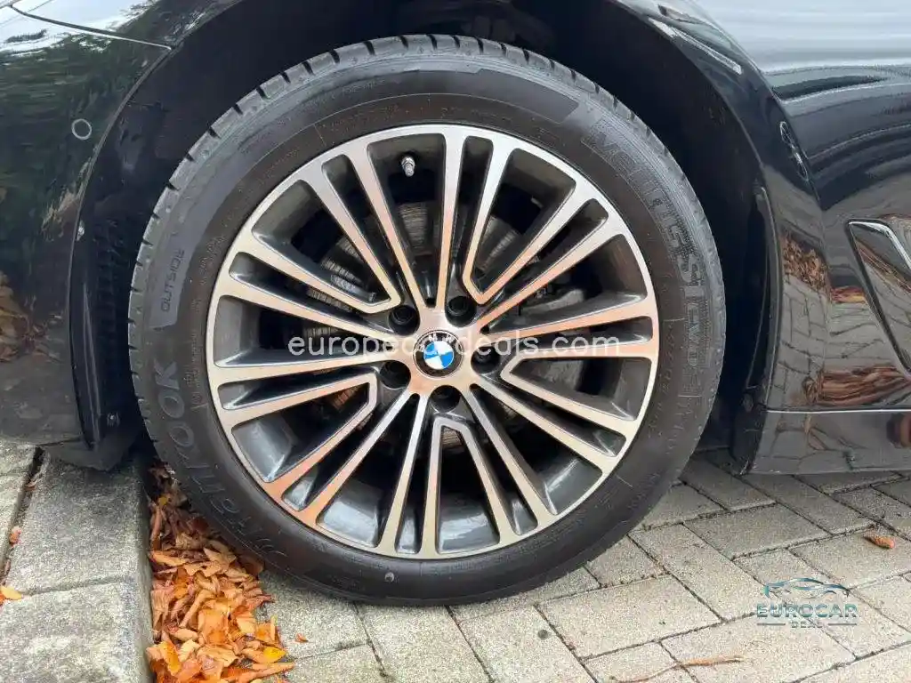 BMW 520