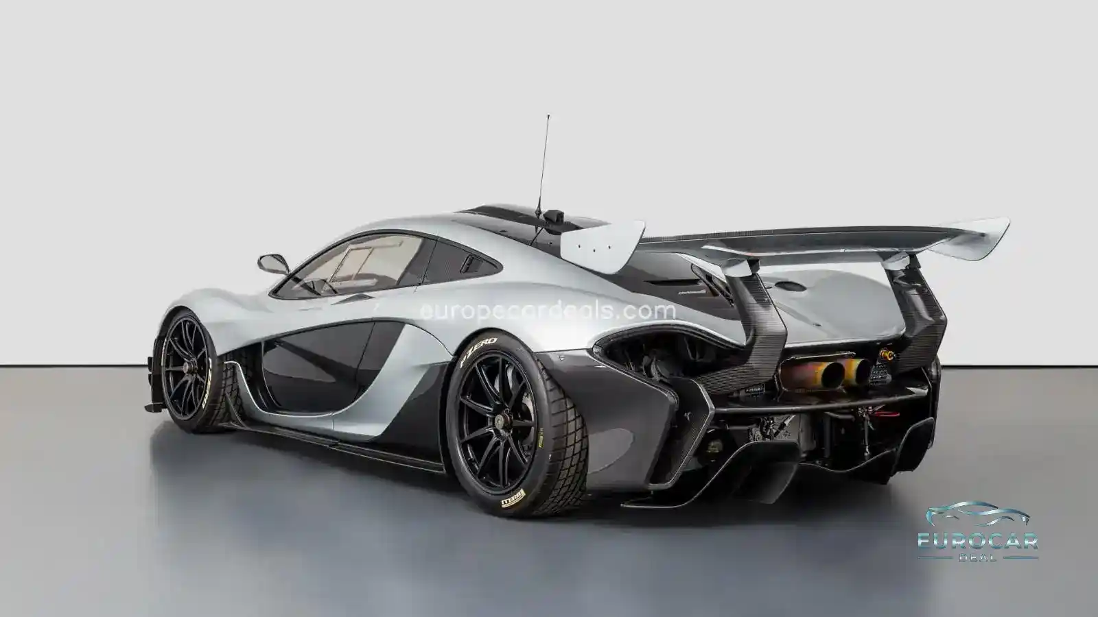 McLaren P1