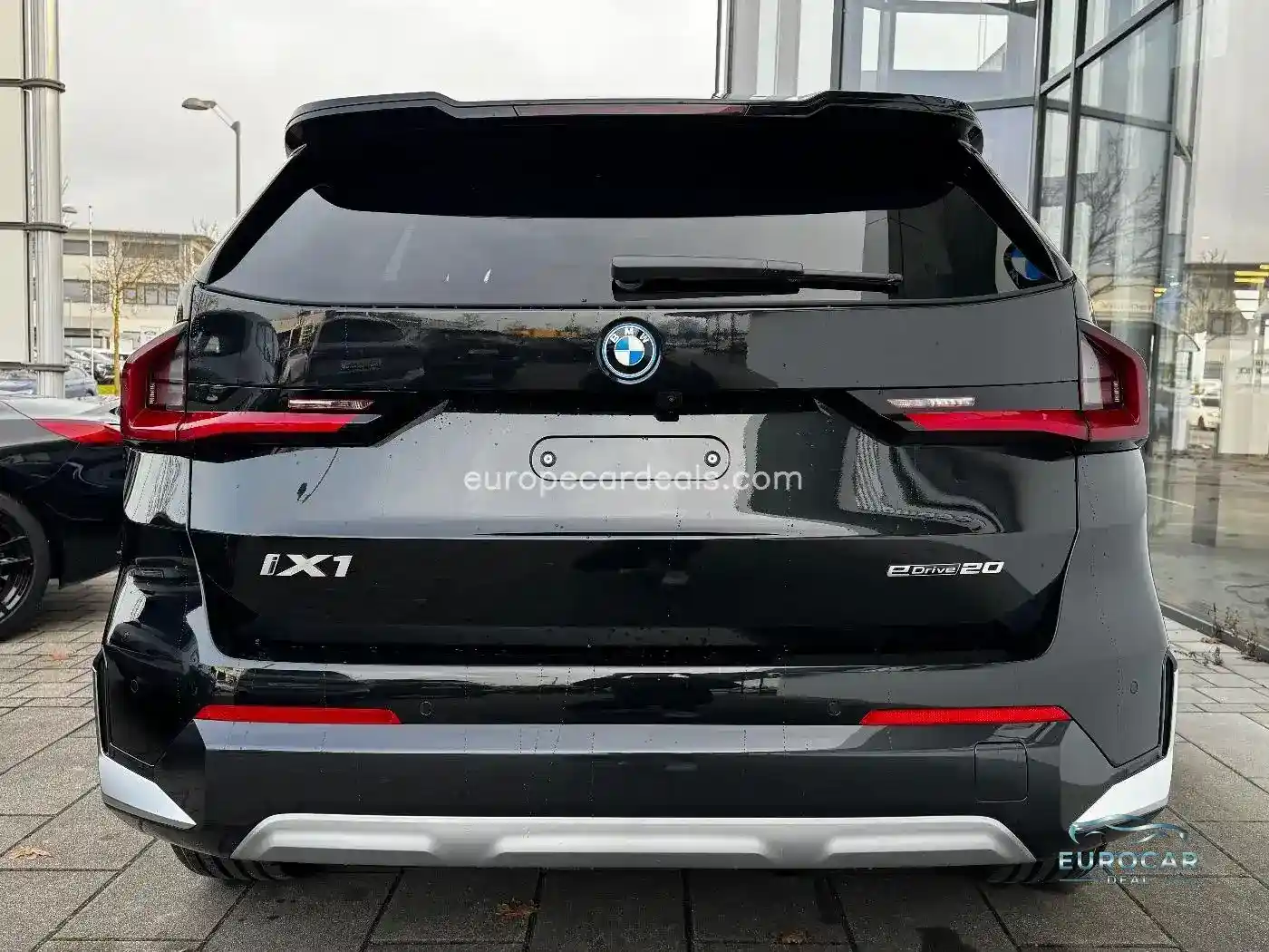 BMW iX1