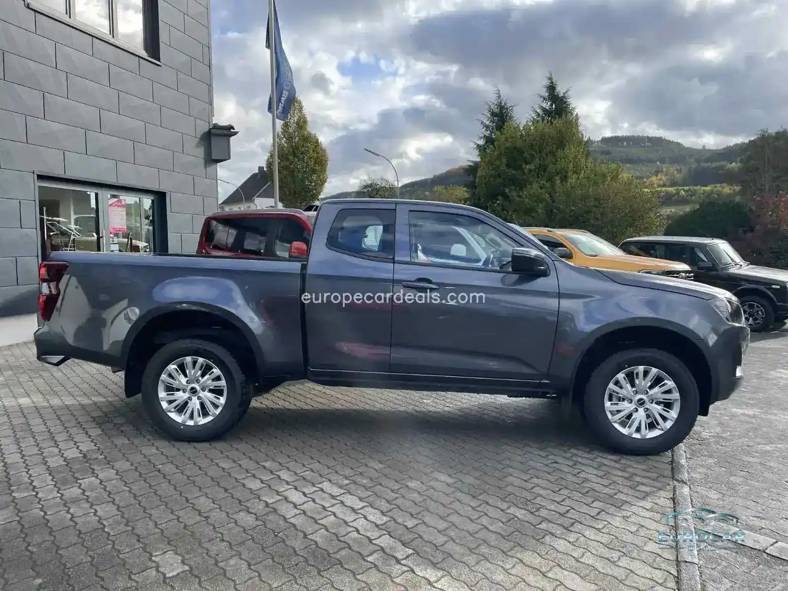 Space Cab 4×4 Aut. LS 120kW
