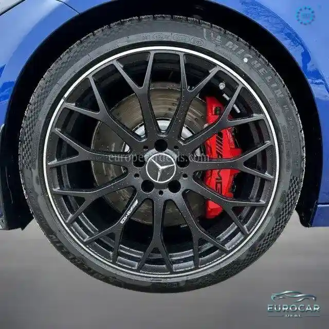 Mercedes-Benz C 63 AMG