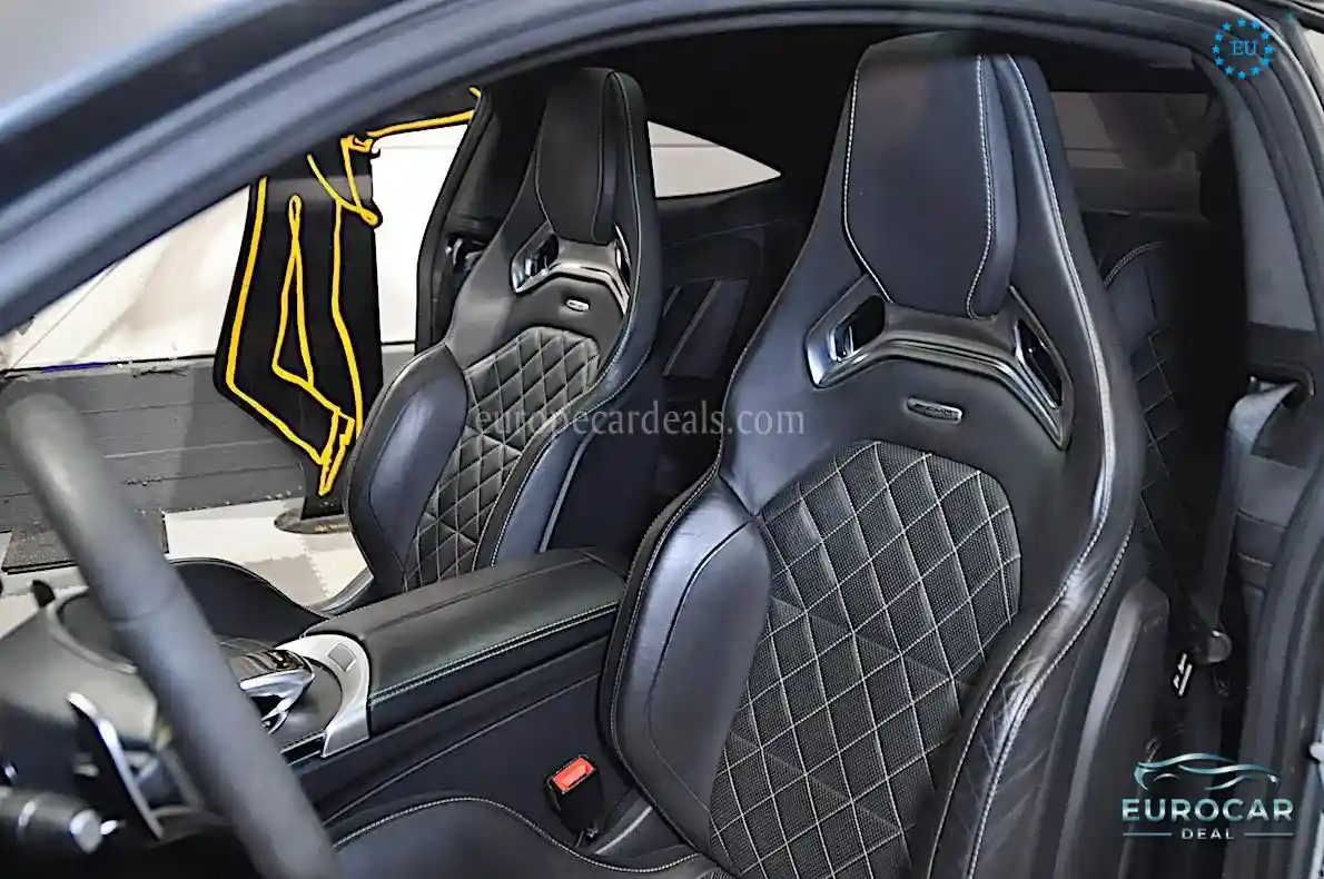 Mercedes-Benz C 63 AMG
