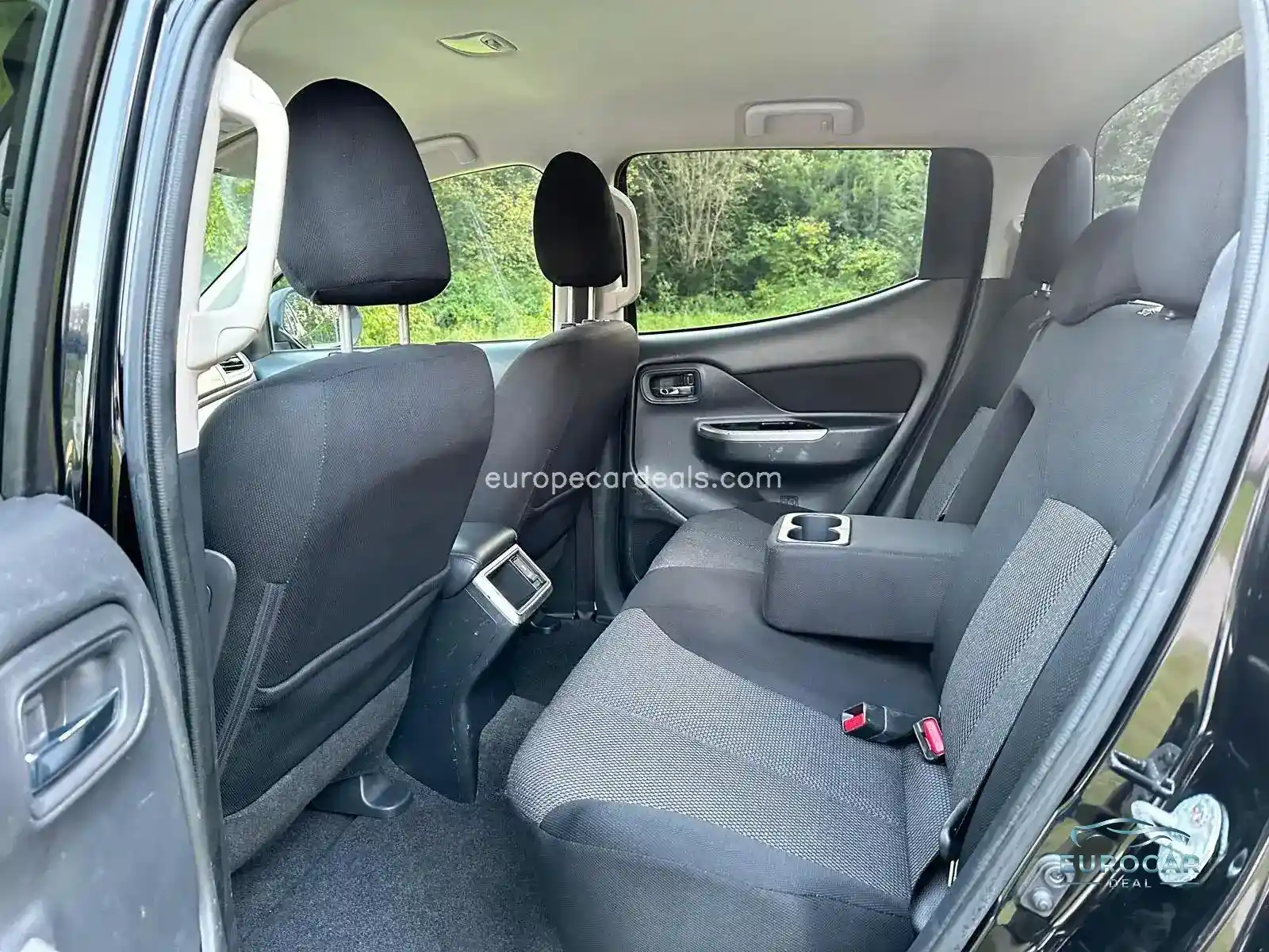 Mitsubishi L200