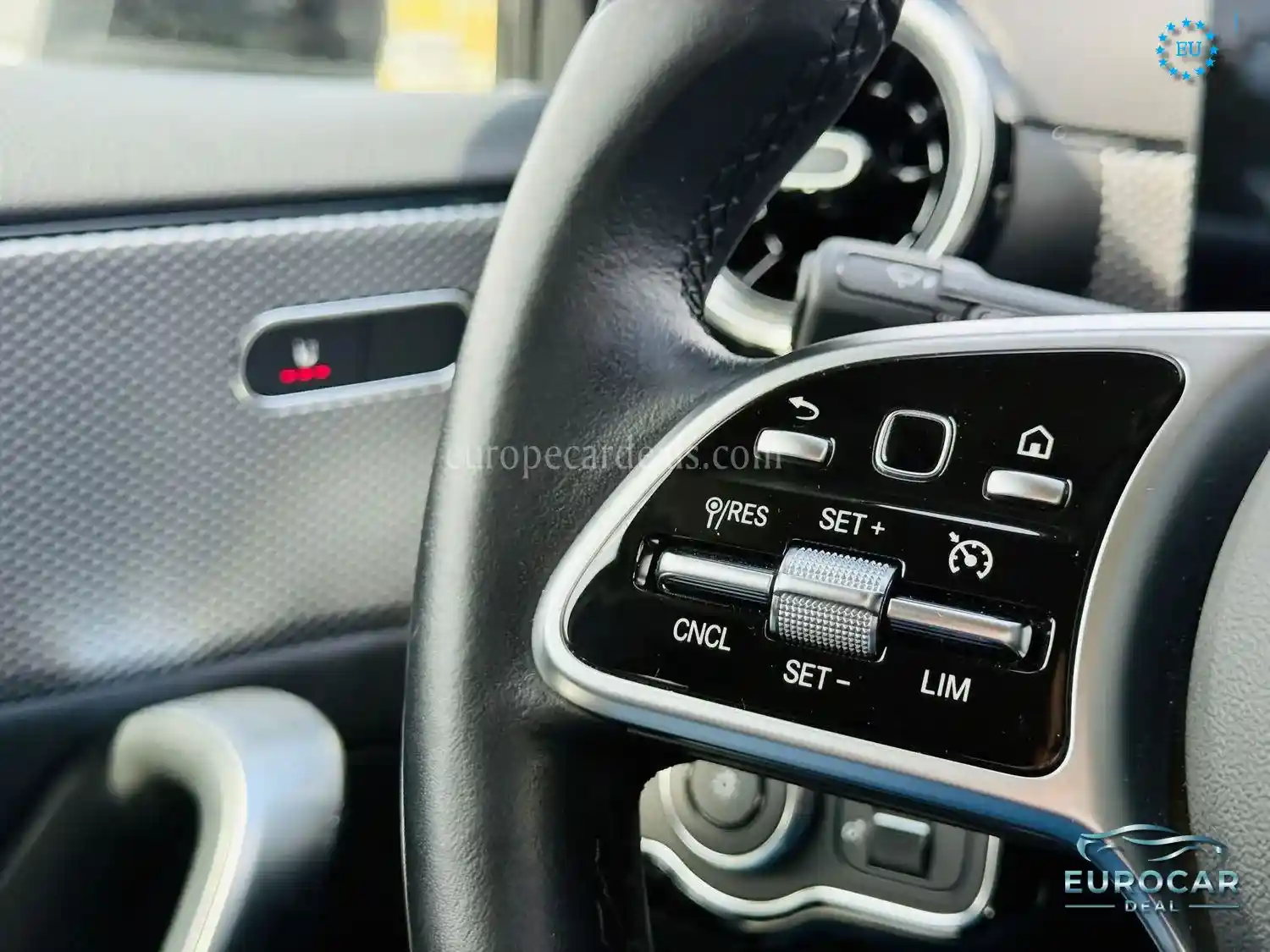 Mercedes-Benz A 220