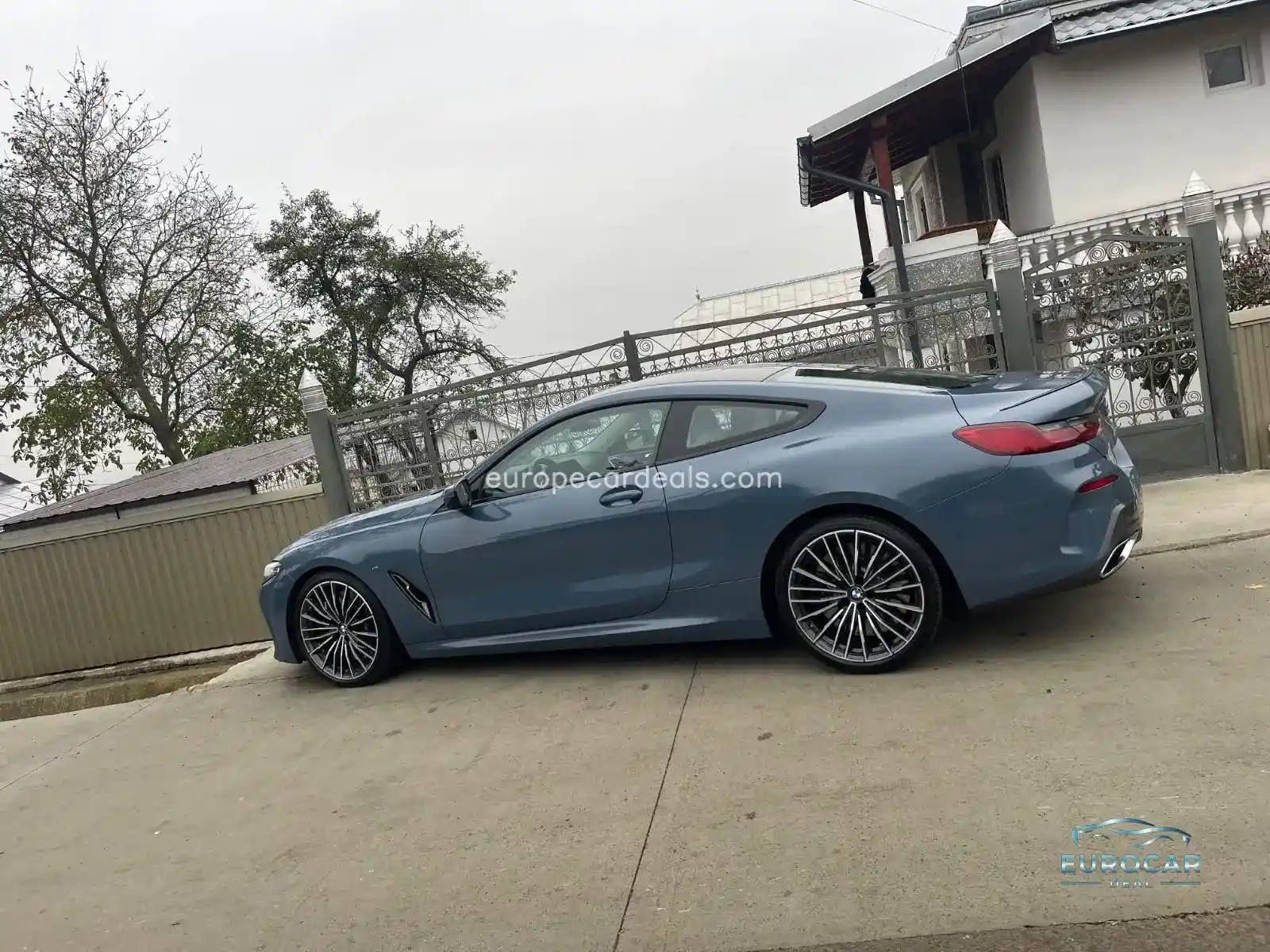 BMW M850