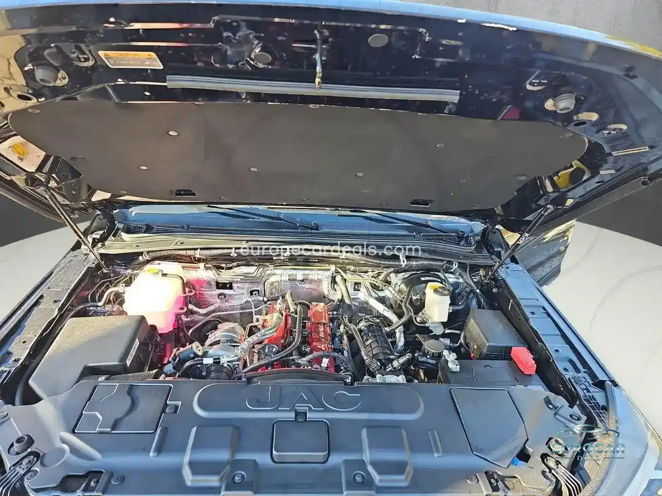 JAC 8 Pro