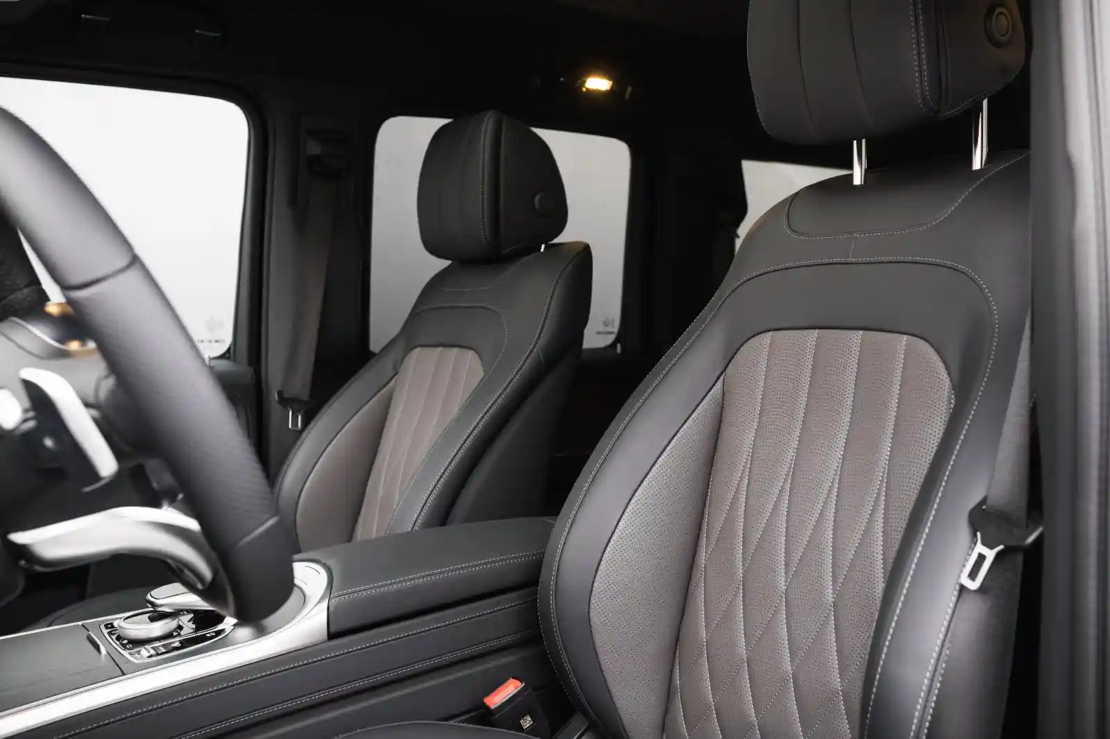 Mercedes-Benz G 500