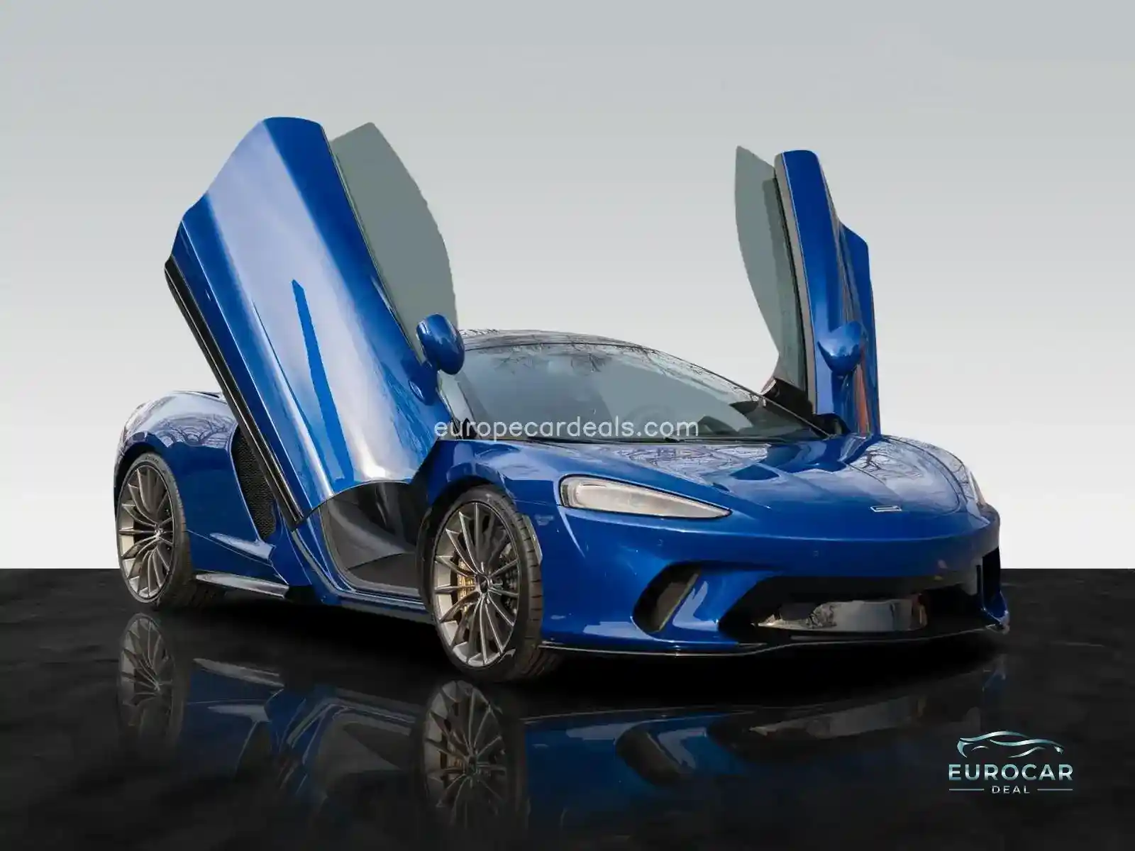 McLaren GT