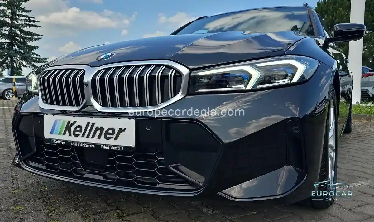 BMW 330