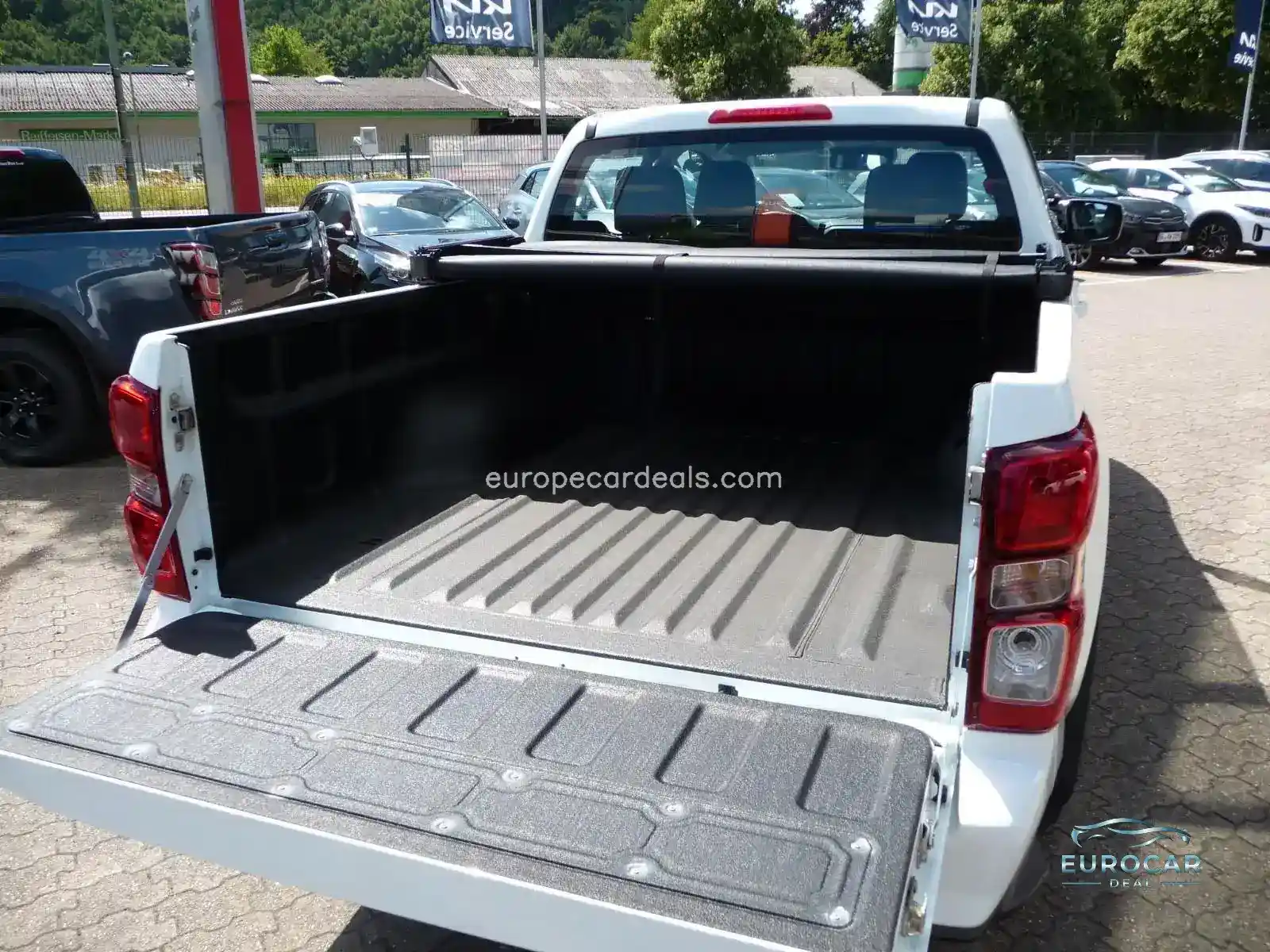 Double Cab 4WD AT LS sofort lieferbar
