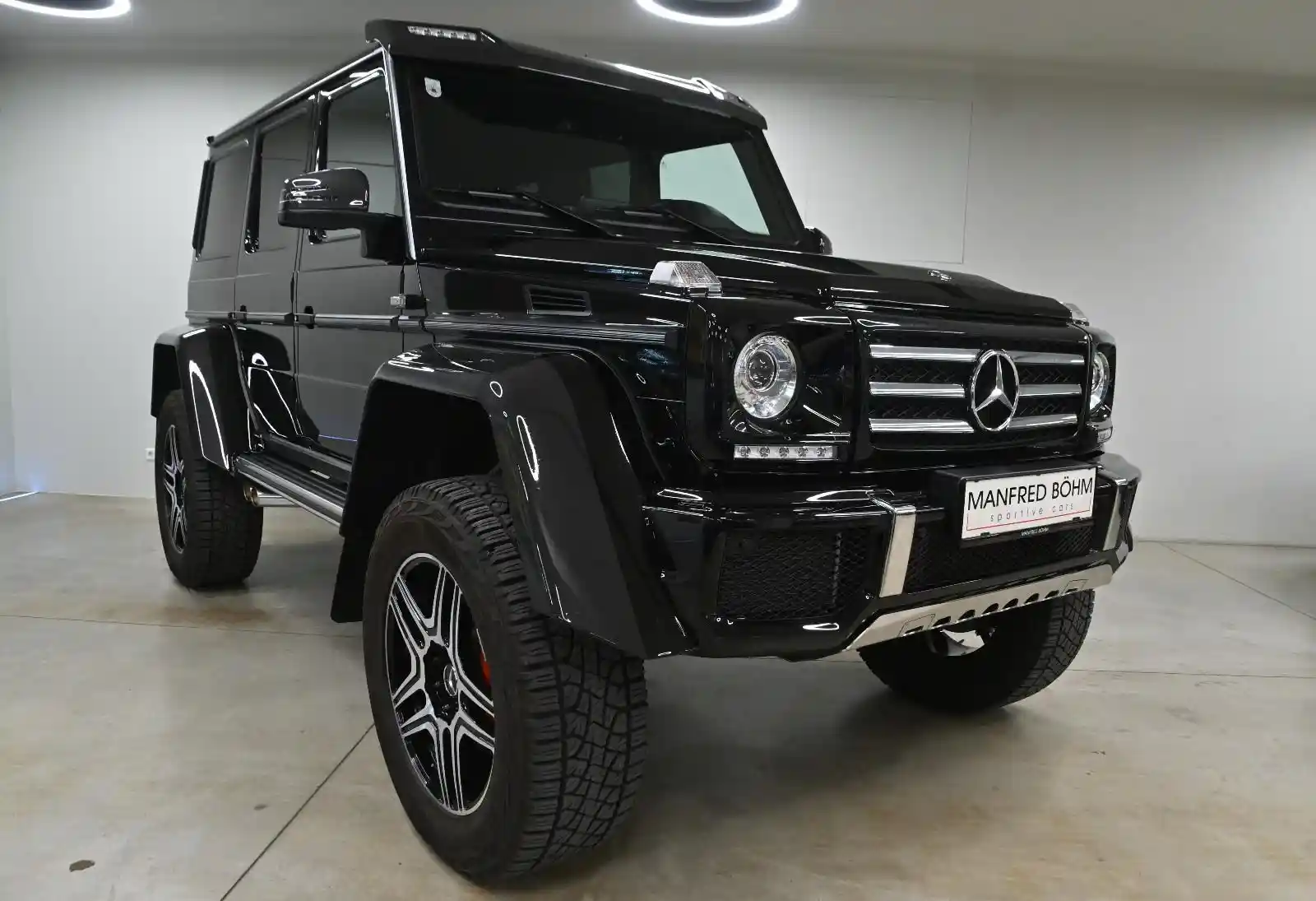 Mercedes-Benz G 500