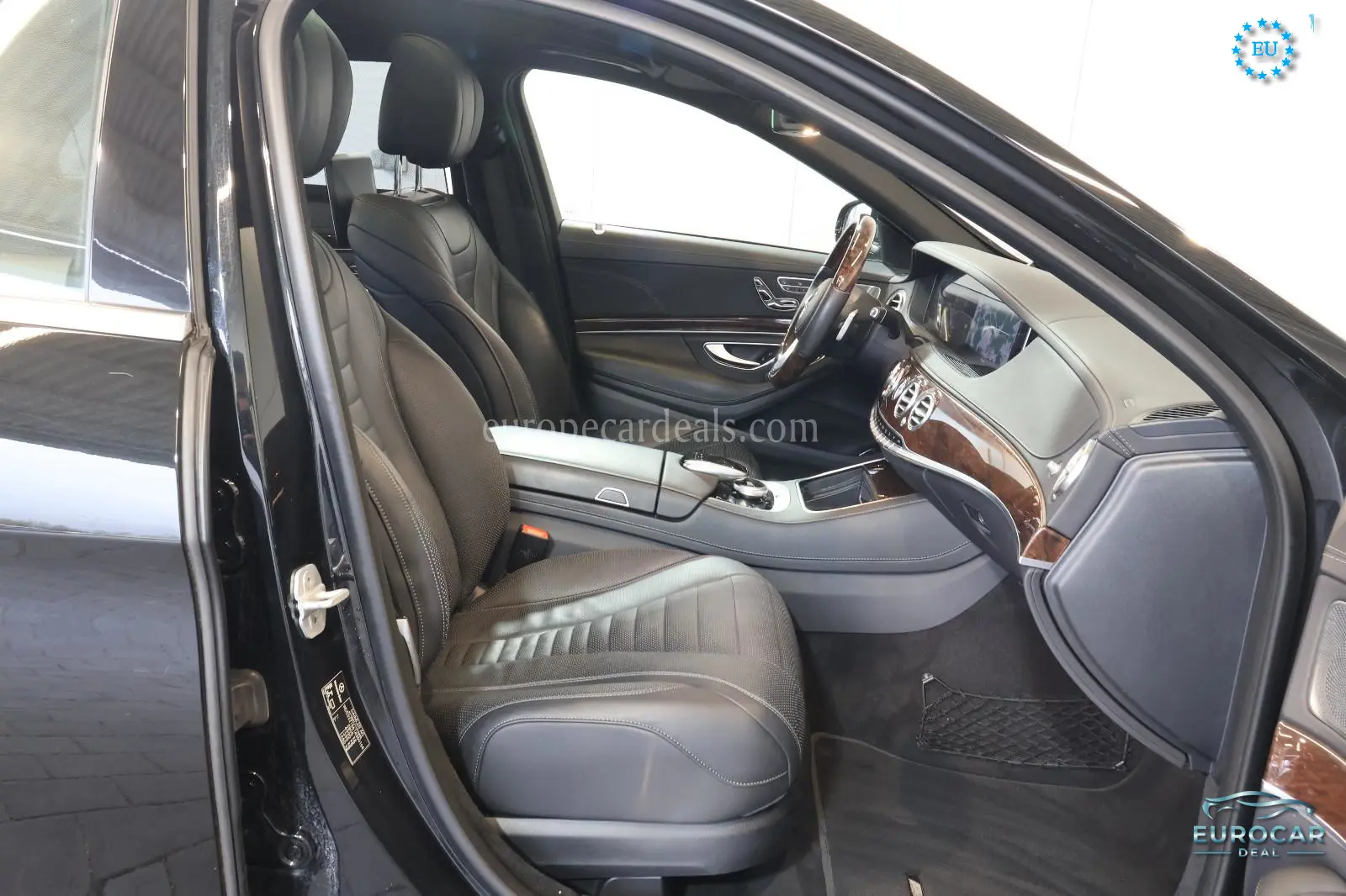 Mercedes-Benz S 560