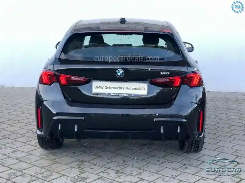 BMW 120