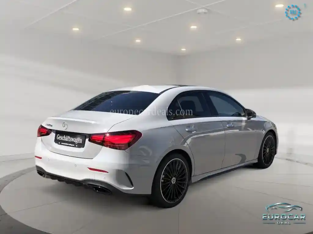 Mercedes-Benz A 220