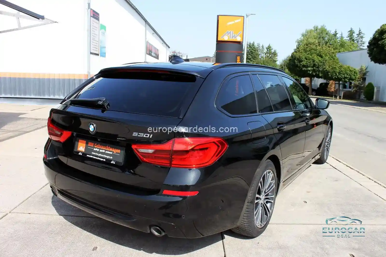 BMW 530