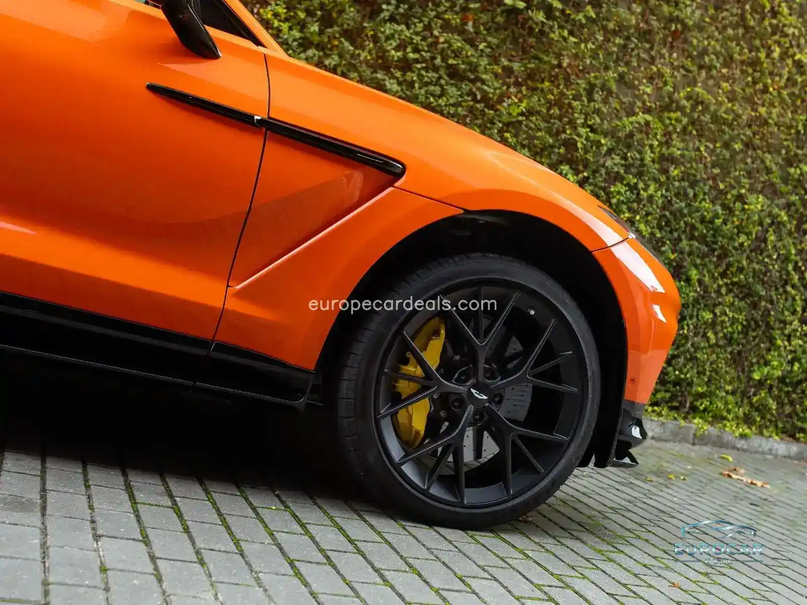 Aston Martin DBX