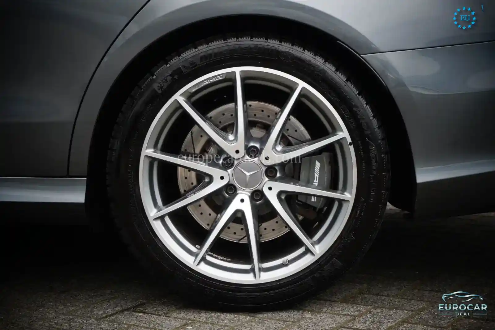 Mercedes-Benz E 63 AMG