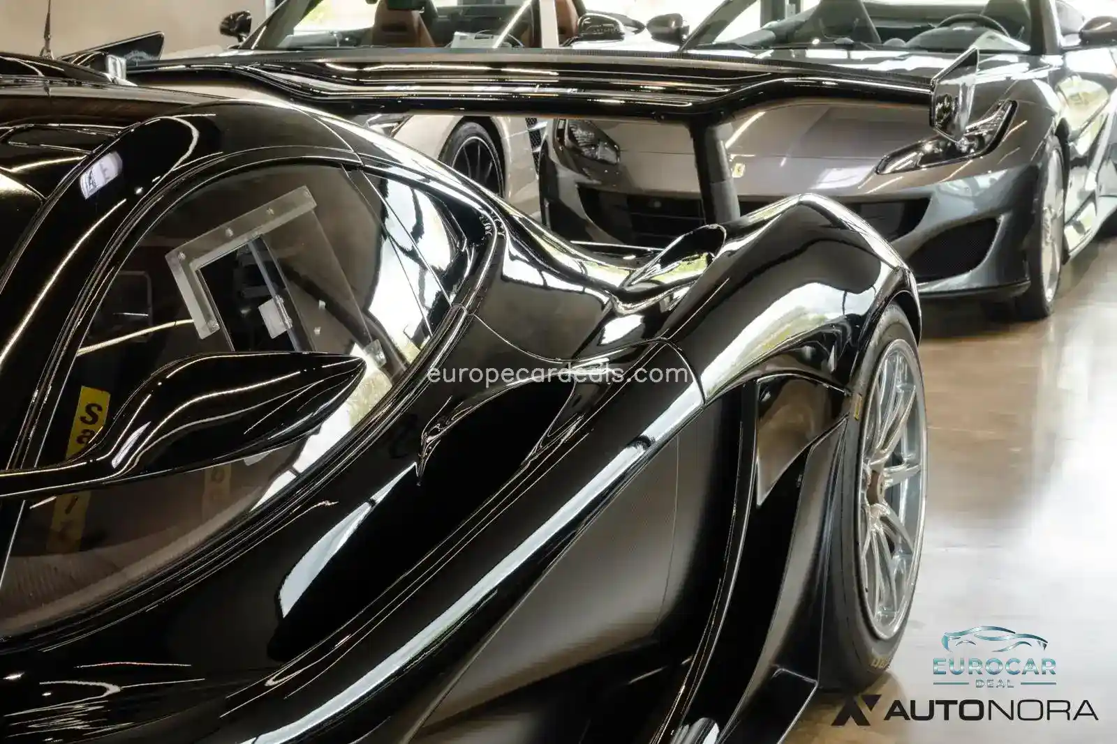 McLaren P1