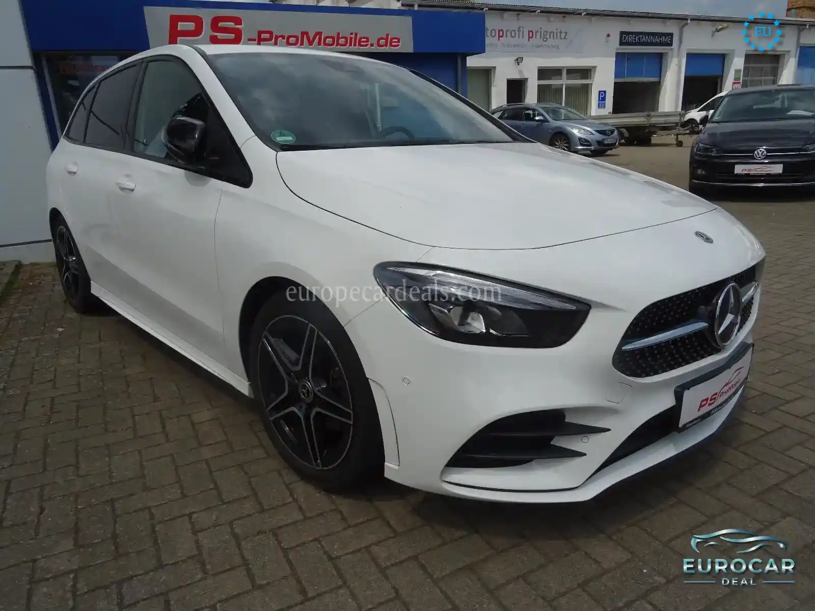 Mercedes-Benz B 180