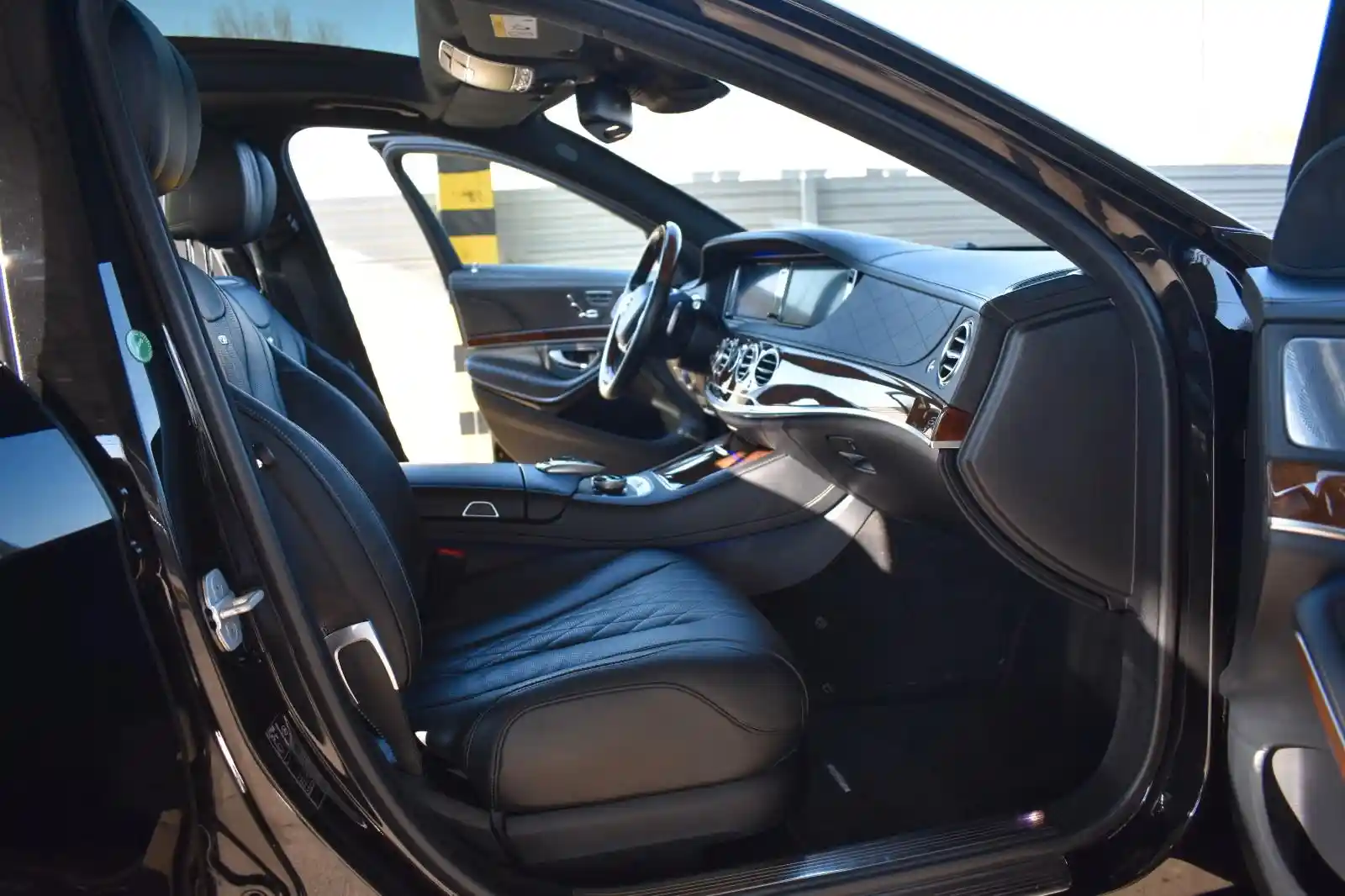 Mercedes-Benz S 600