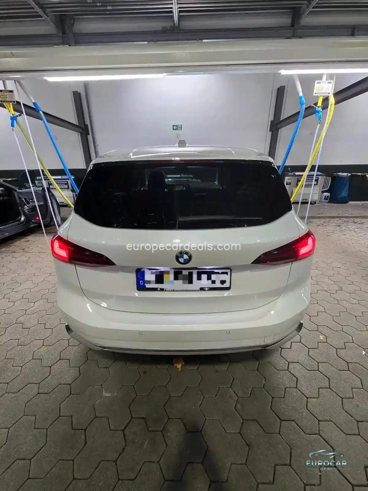 BMW 218