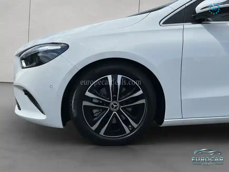 Mercedes-Benz B 180