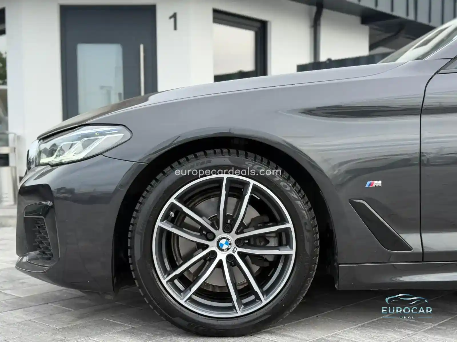 BMW 520