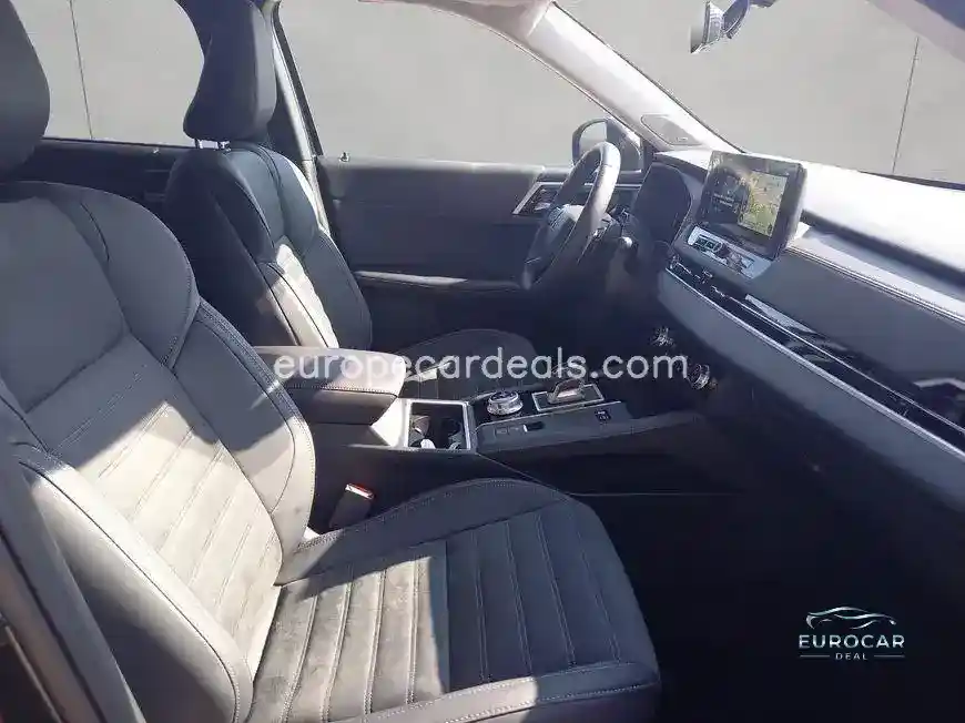 Mitsubishi Plug-in Hybrid Outlander