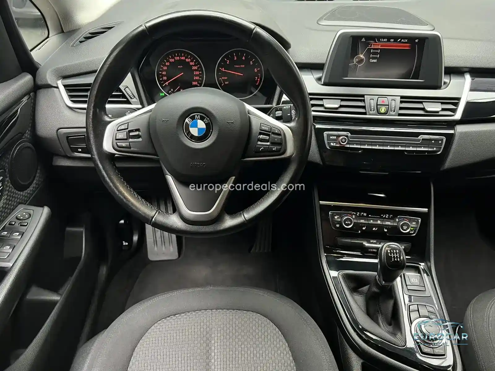 BMW 218