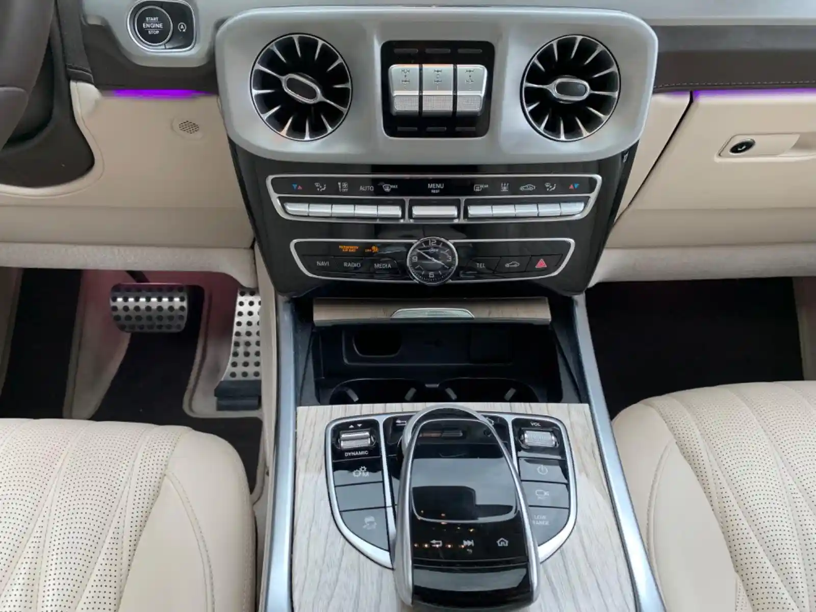 Mercedes-Benz G 500