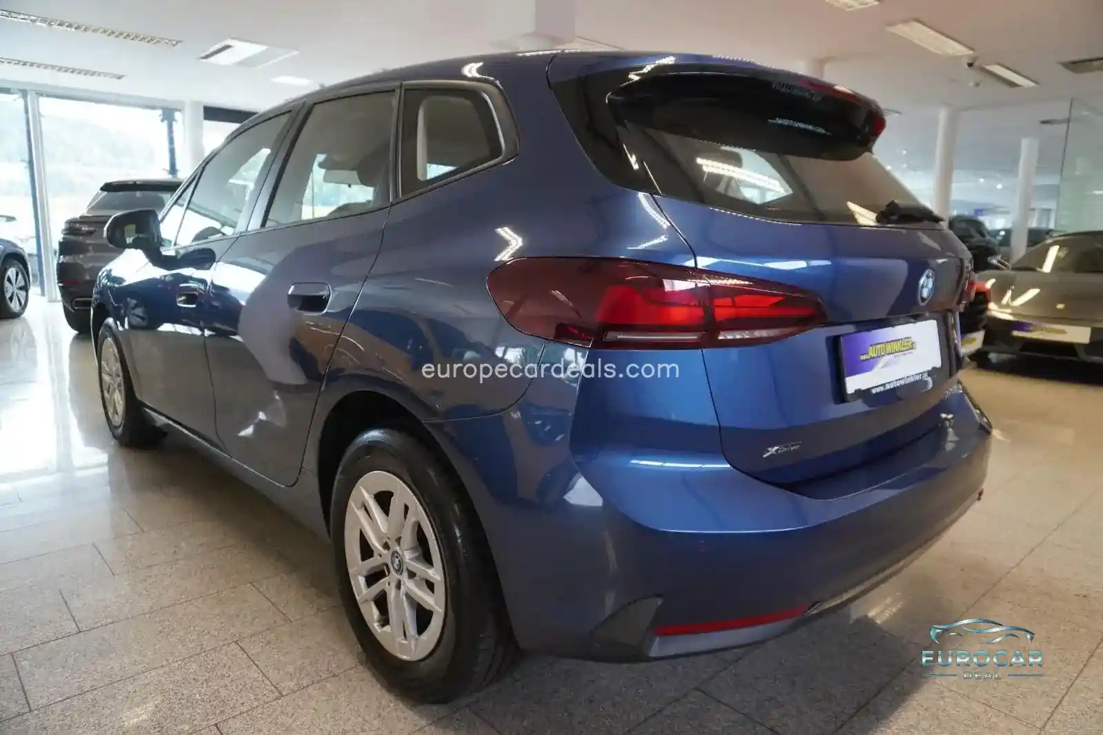 BMW 225
