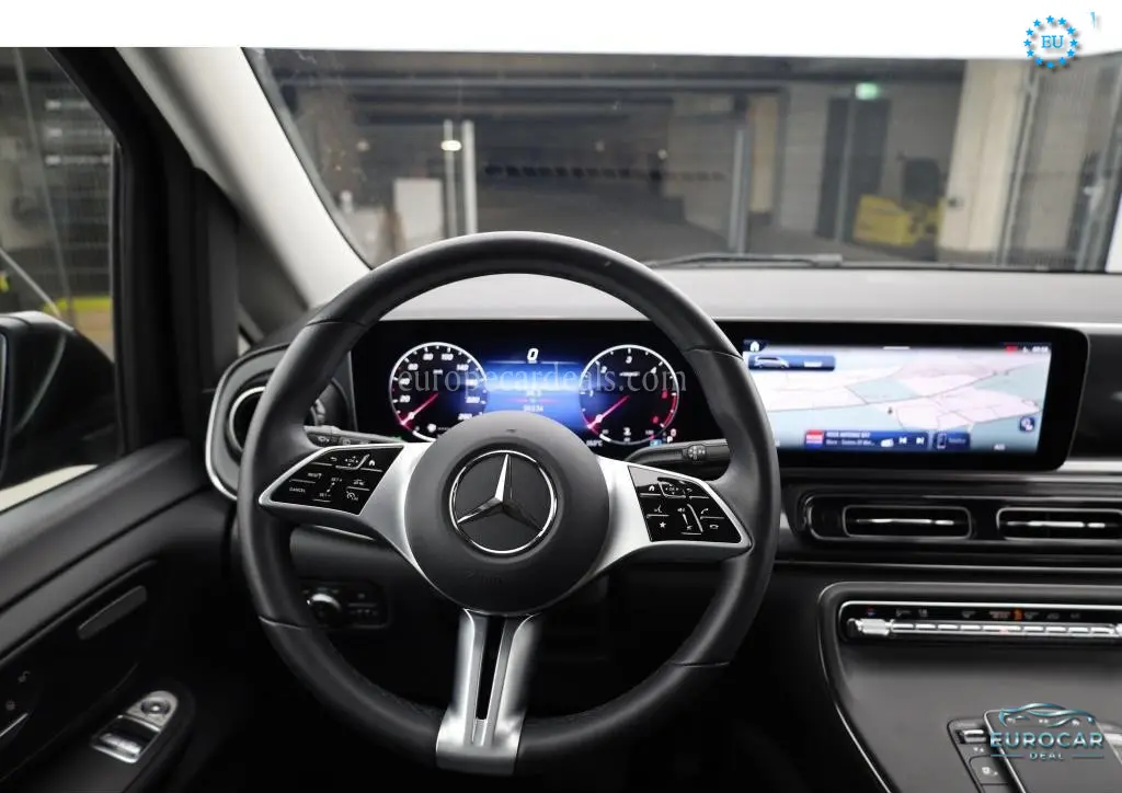Mercedes-Benz V 220