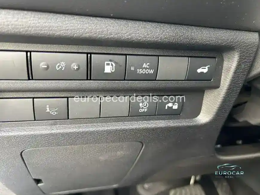 Mitsubishi Plug-in Hybrid Outlander