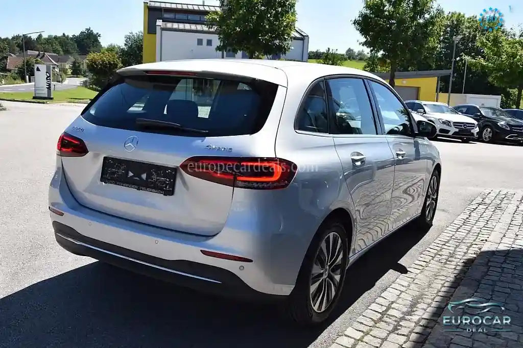 Mercedes-Benz B 250