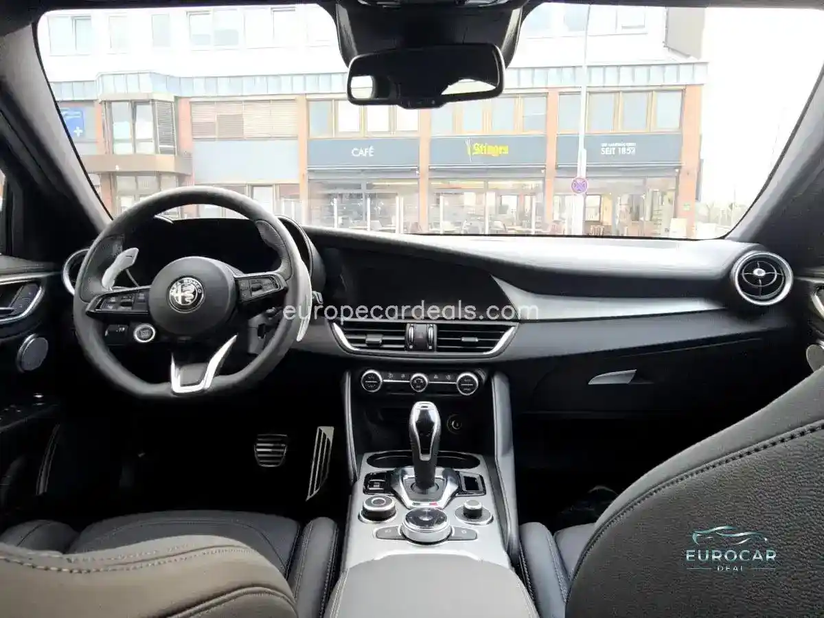 Alfa Romeo Giulia