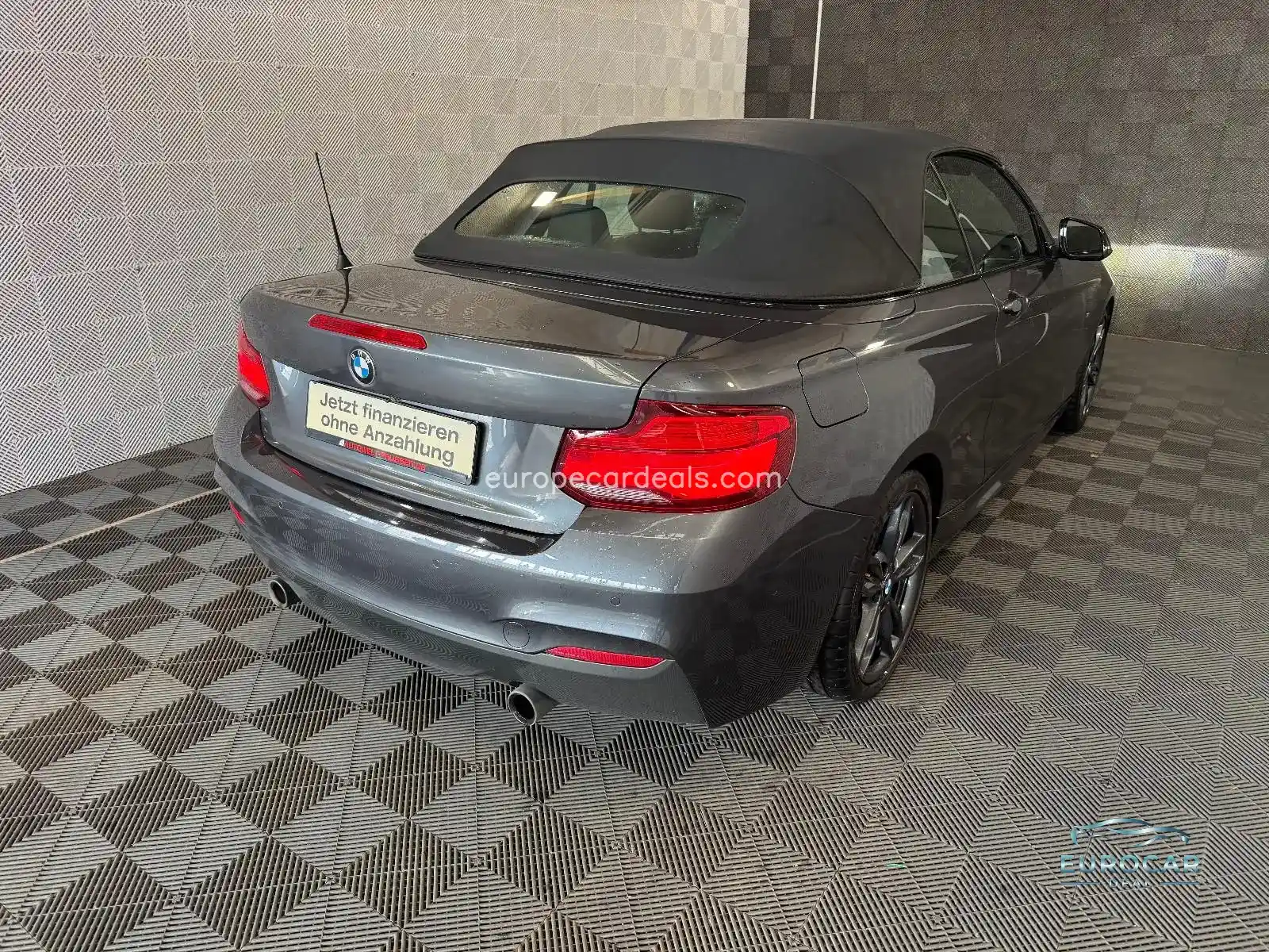 BMW M240i