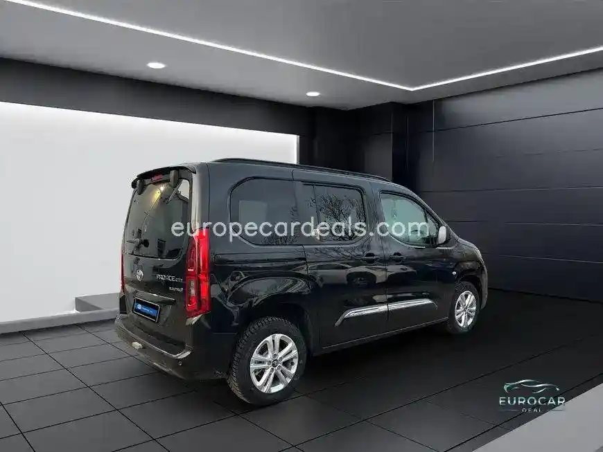 Toyota Proace City