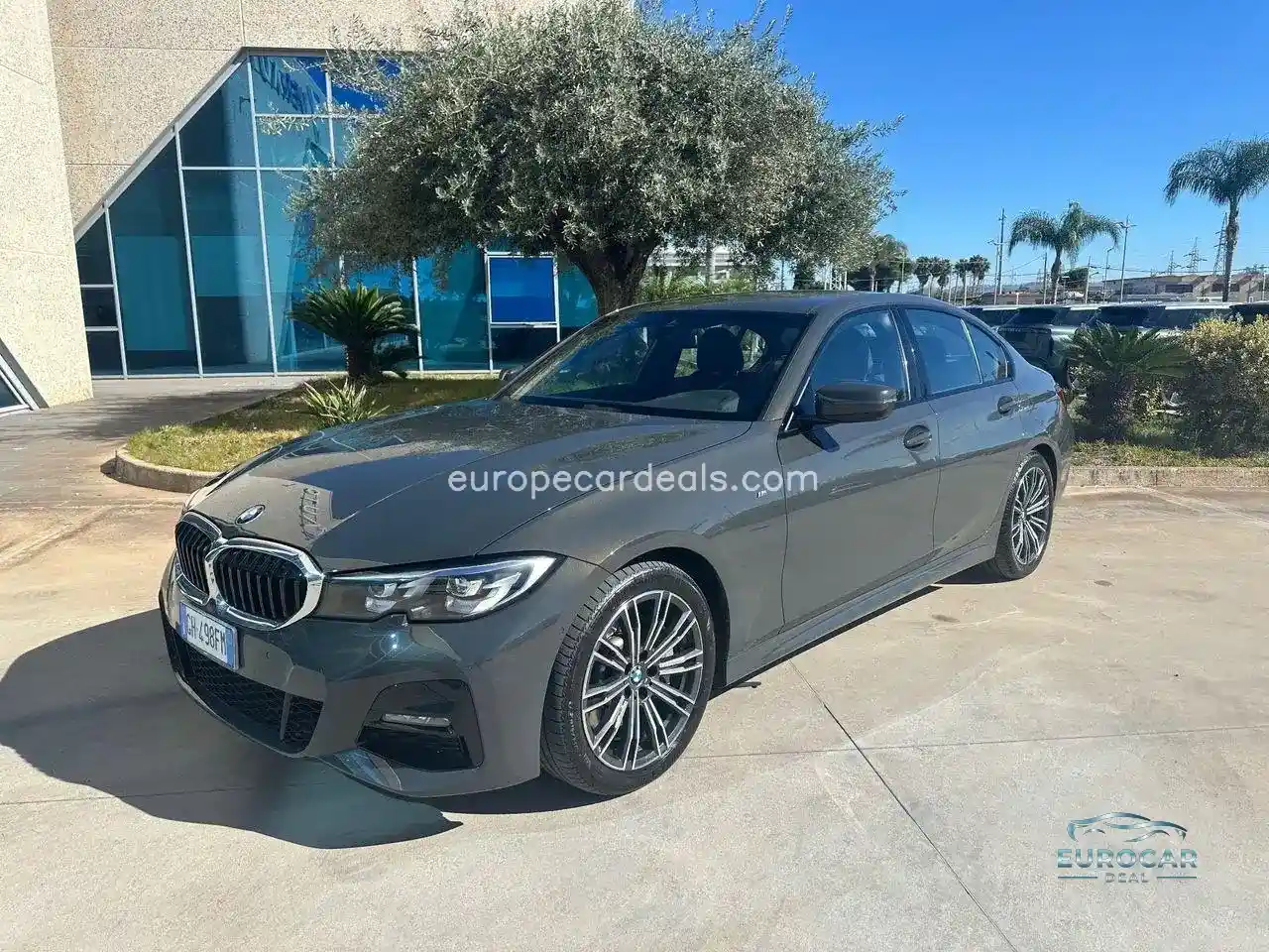 BMW 330