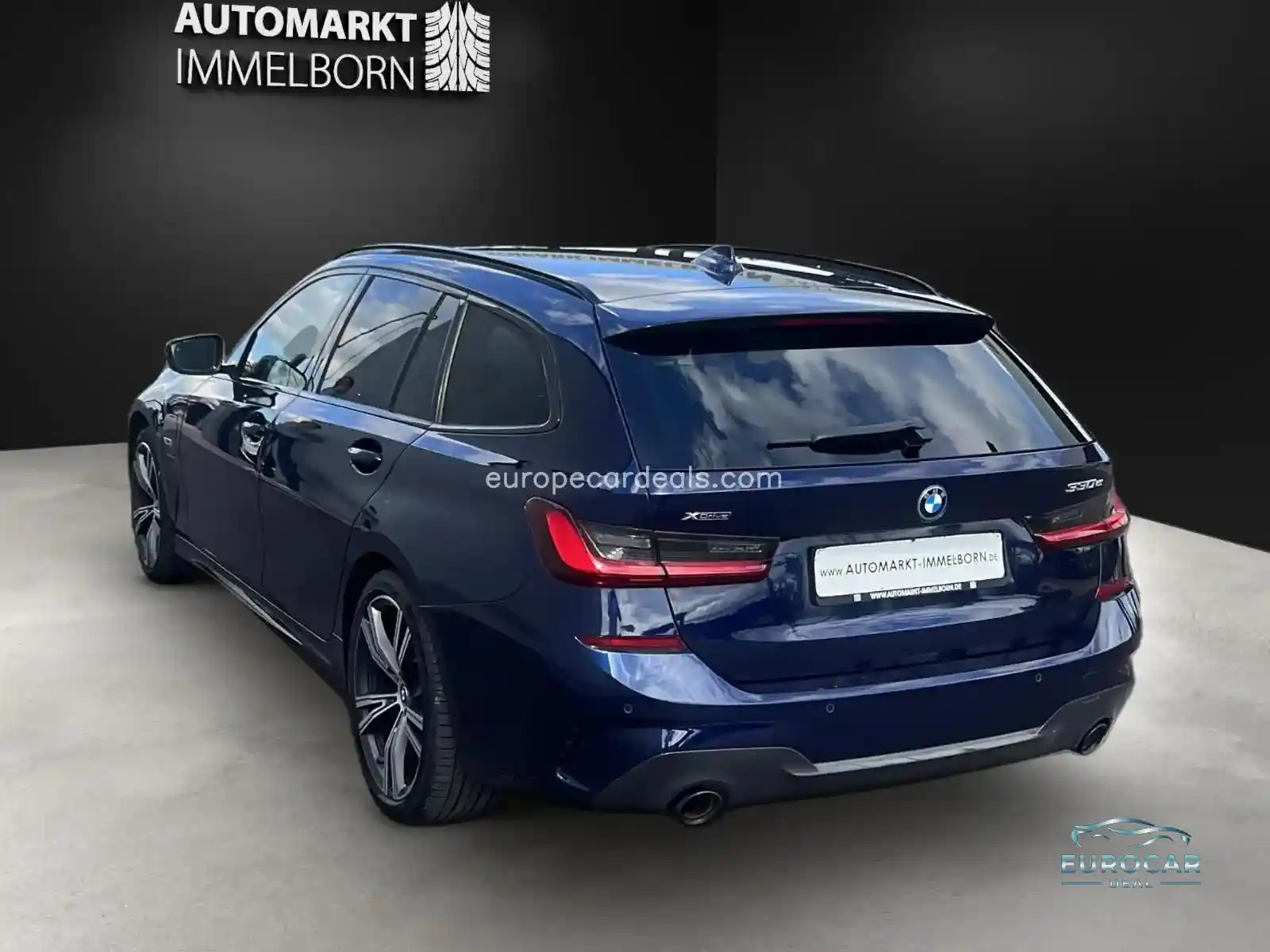 BMW 330
