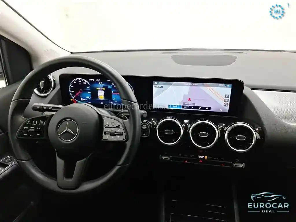 Mercedes-Benz B 220