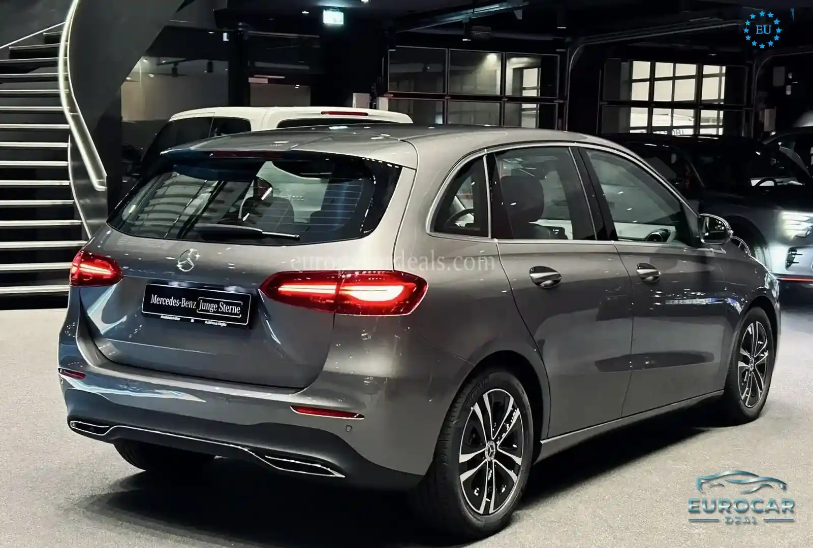 Mercedes-Benz B 180