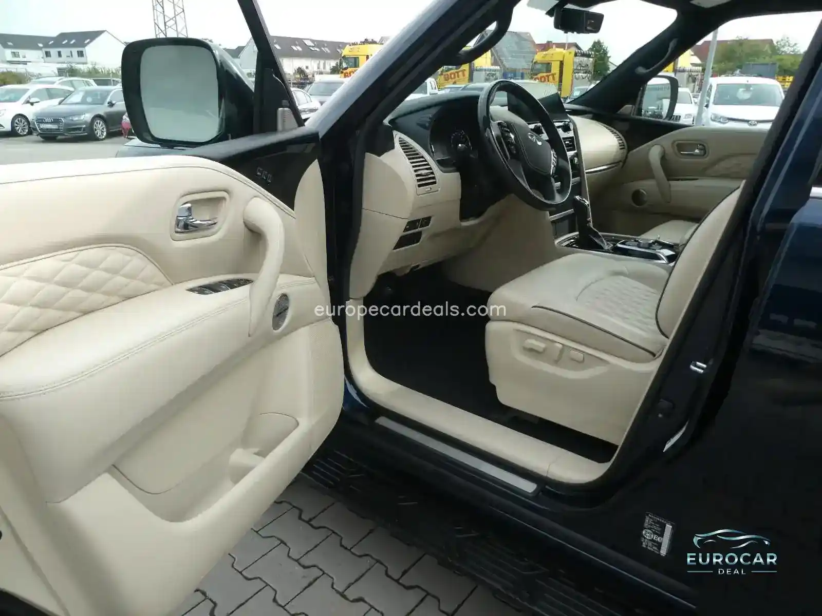 Infiniti QX80