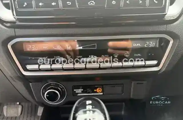 Double Cab 4WD V-CROSS Leder*LED*Mehrzone