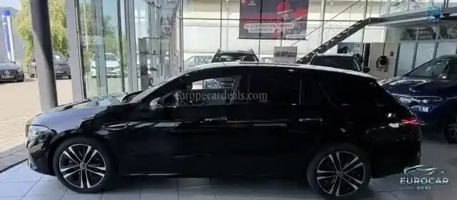 Mercedes-Benz CLA 180 Shooting Brake