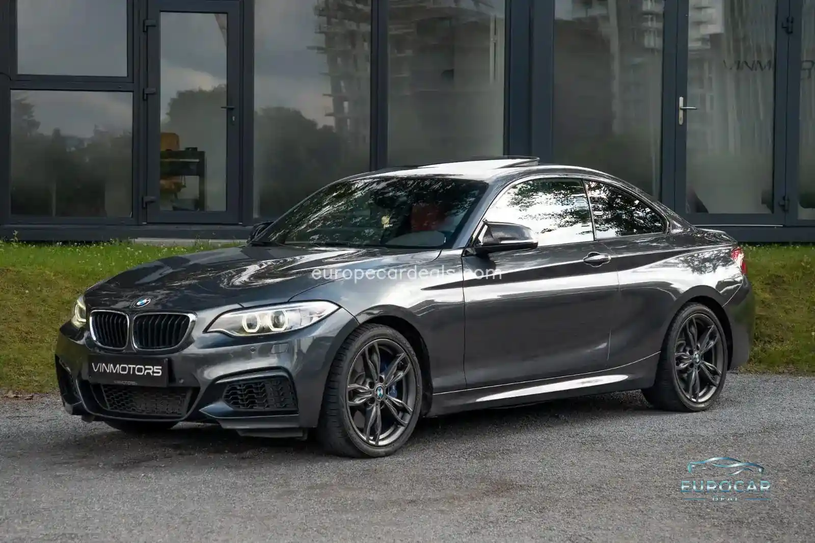 BMW M240i