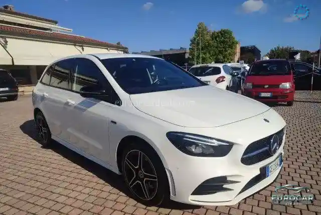 Mercedes-Benz B 250