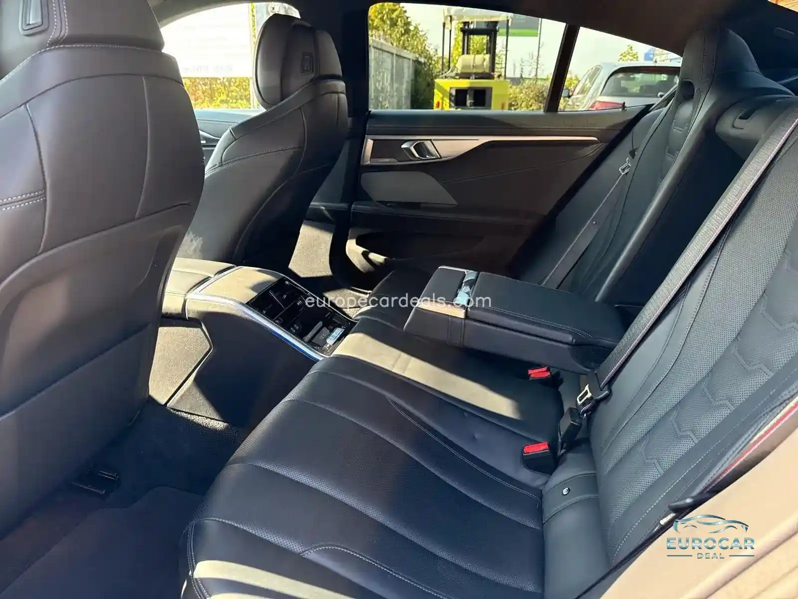 BMW M850