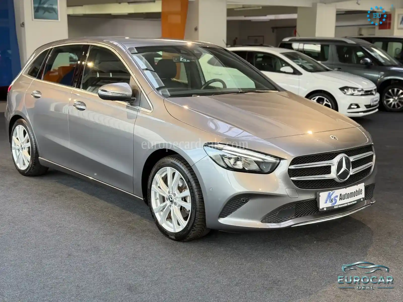 Mercedes-Benz B 200