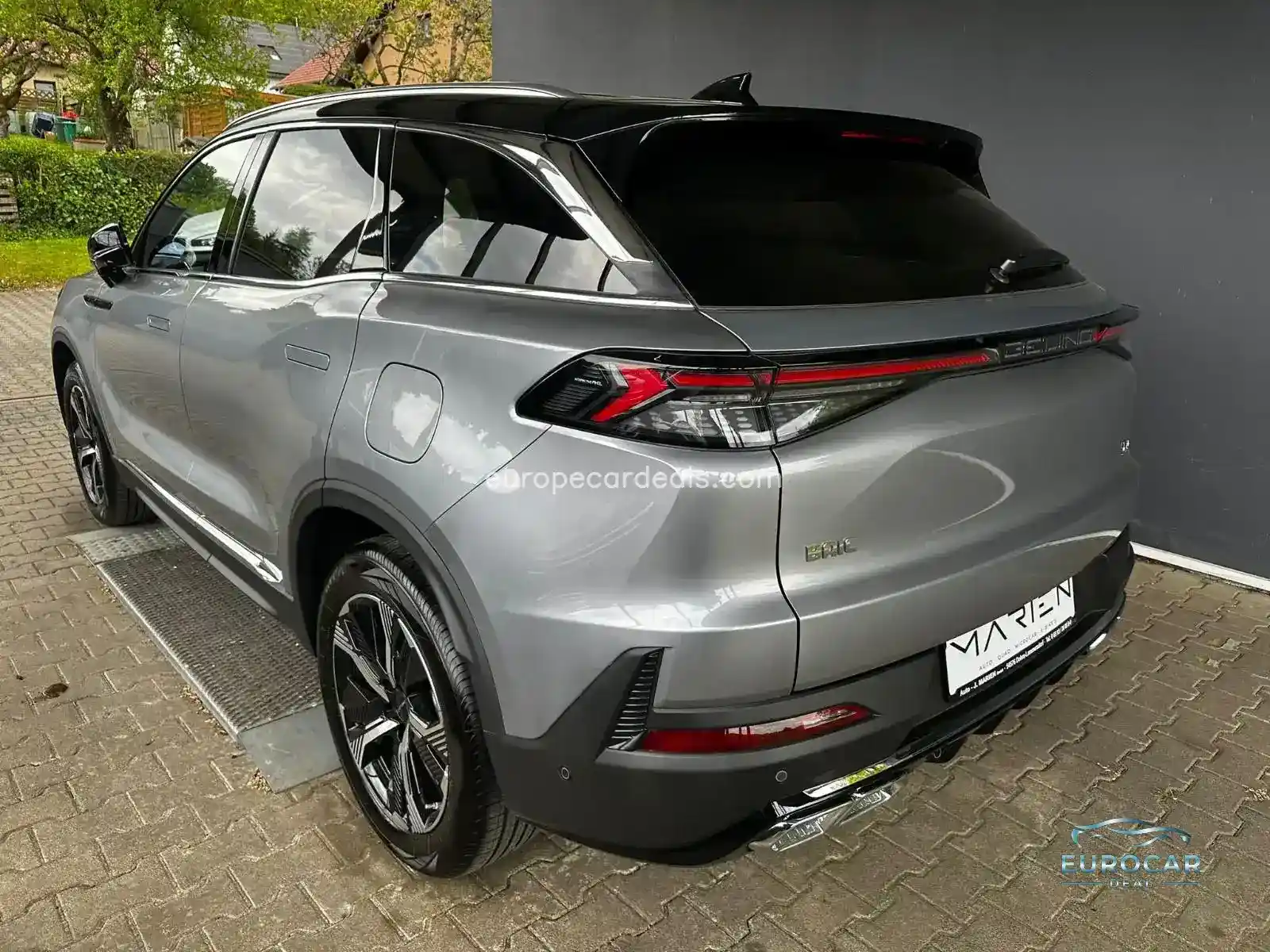 BAIC Beijing X75