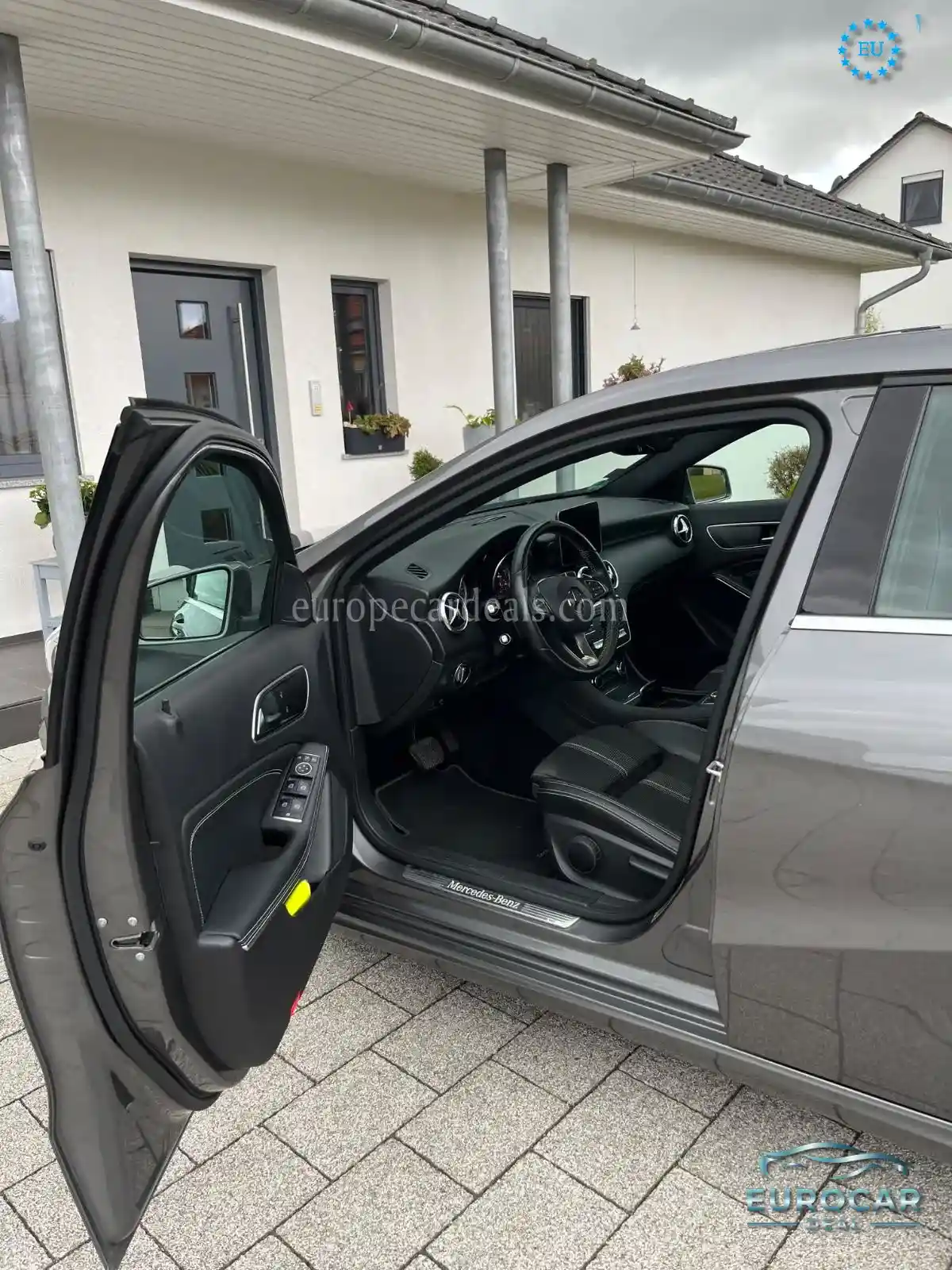 Mercedes-Benz A 220